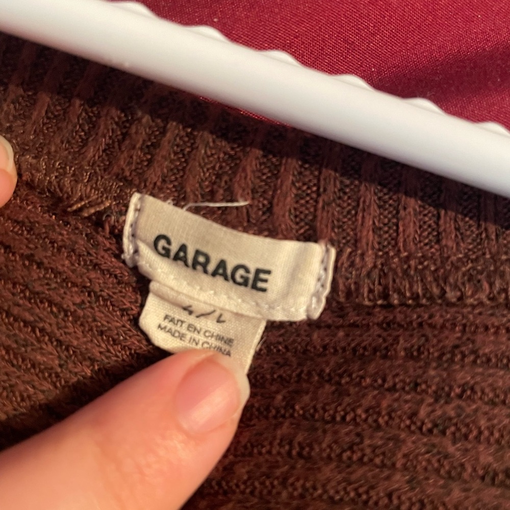 Garage Chocolate Ribbed Sweater - Picture 3 of 3